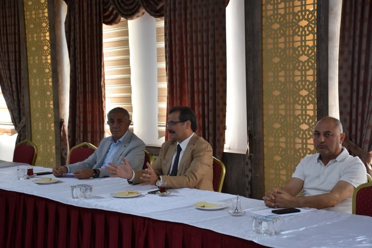 Salihli’de Kültür ve Sanat Vakfı için kritik toplantı
