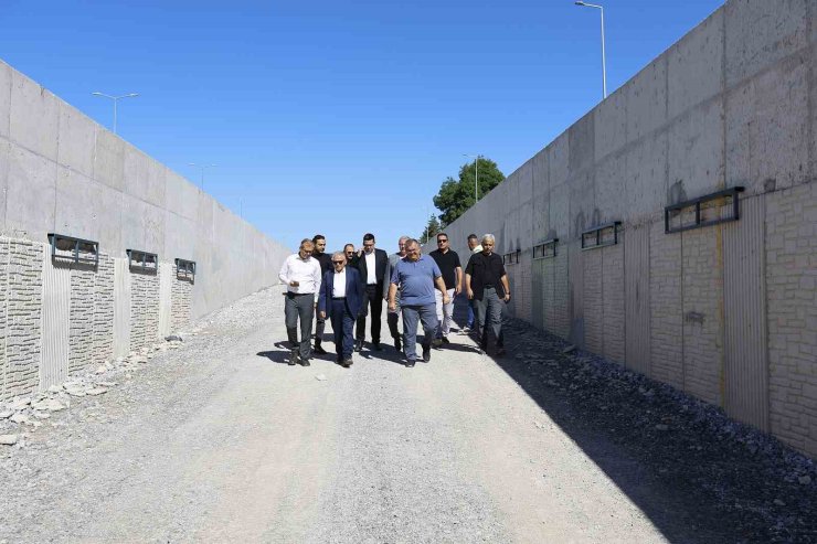 Başkan Büyükkılıç, DSİ-Yeni Sanayi Katlı Kavşağı Projesi’nde incelemelerde bulundu