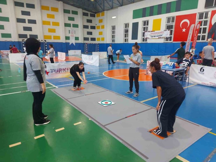 15 Temmuz Hemsball Turnuvasında 65 sporcu madalya için yarıştı