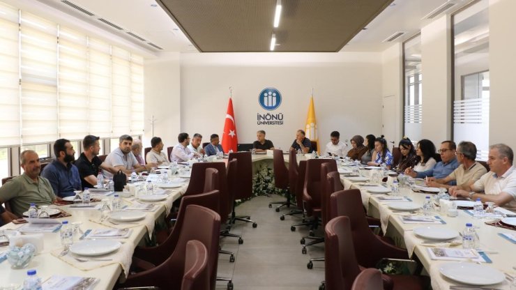 Lise rehber öğretmenleri İnönü Üniversitesi’nde bir araya geldi