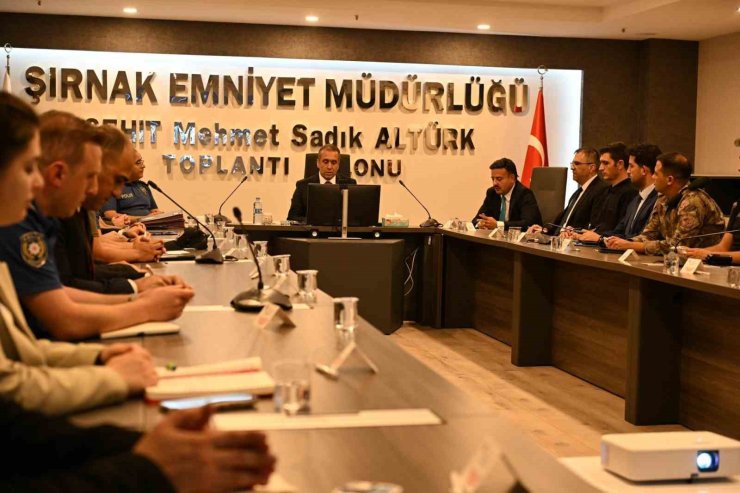 Şırnak’ta güvenlik zirvesi: Huzur için yeni yol haritası belirlendi