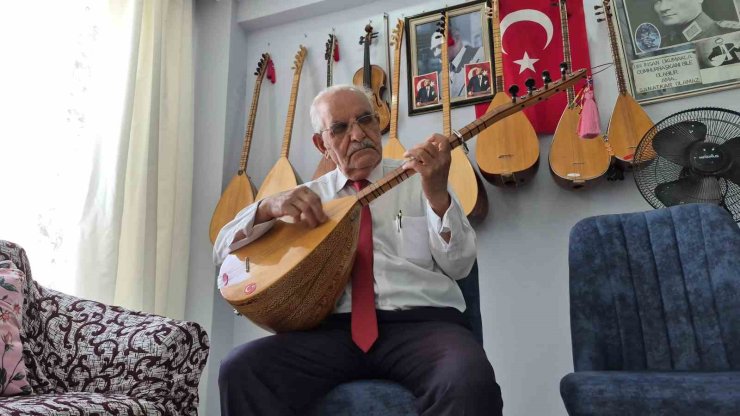 Eskişehir’in yaşayan kültürel hafızalarından halk ozanı Arif Çayır