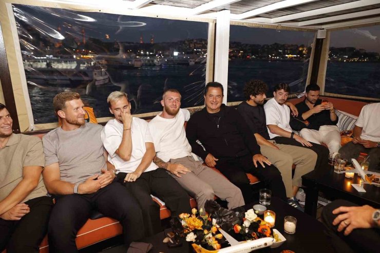 Acun Ilıcalı’dan Hull City’e İstanbul’da boğaz turu