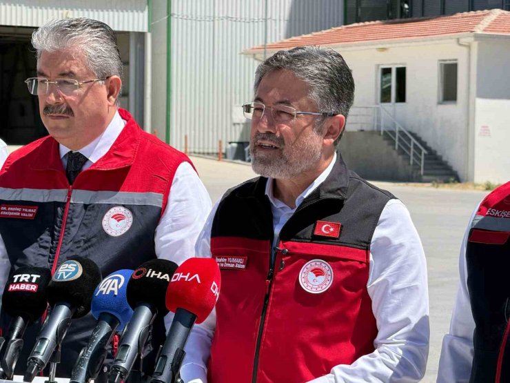 Bakan Yumaklı: "Bitkisel üretimde Cumhuriyet tarihimizin rekorunu bekliyorum"