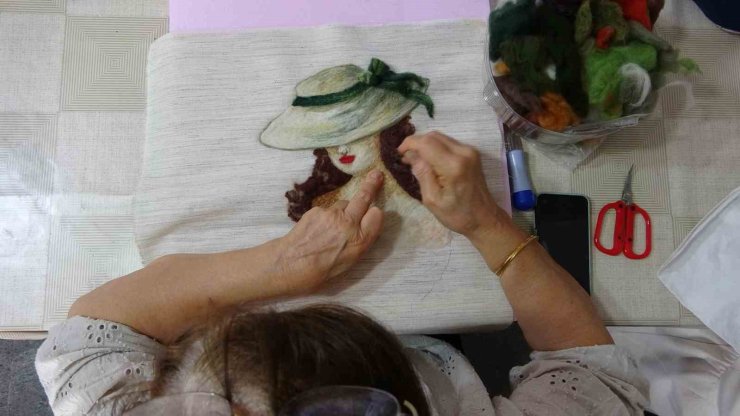 Unutulmaya yüz tutmuş sanatlar modern tasarımlarla hayat buluyor