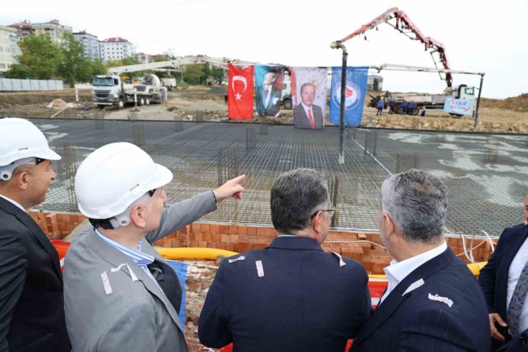 Akçaabat otogarının temeli atıldı