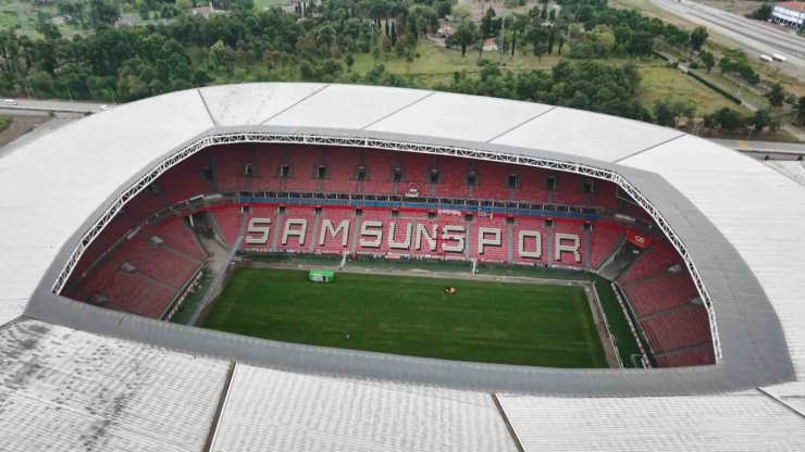 Samsunspor’un stat zemini yeni sezona hazırlanıyor: Hibrit çim uygulamasına başlandı