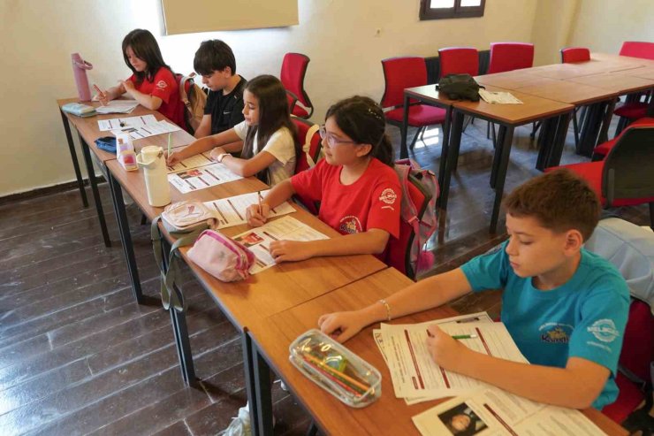 Gesi Kamp Merkezi muhteşem doğasıyla İngilizce kampı öğrencilerine ilham oldu