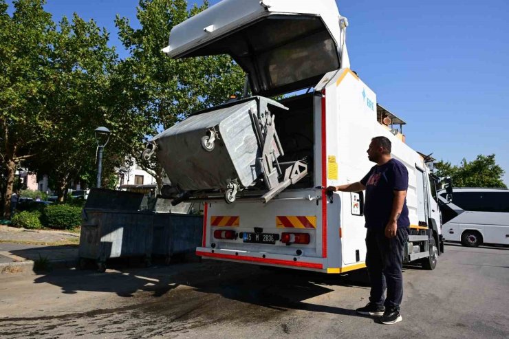 Büyükşehir’den çöp konteynerlerinde temizli seferberliği