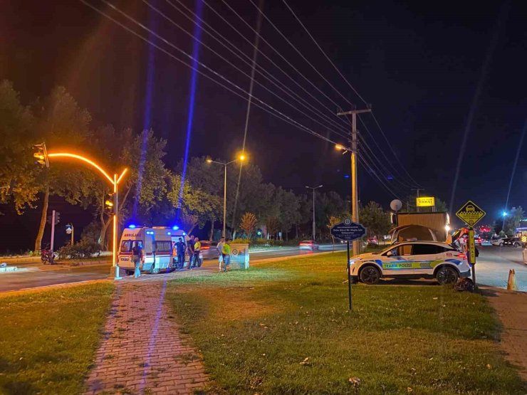 Menteşe’de motosikletliye arkadan çarpıp kaçtı