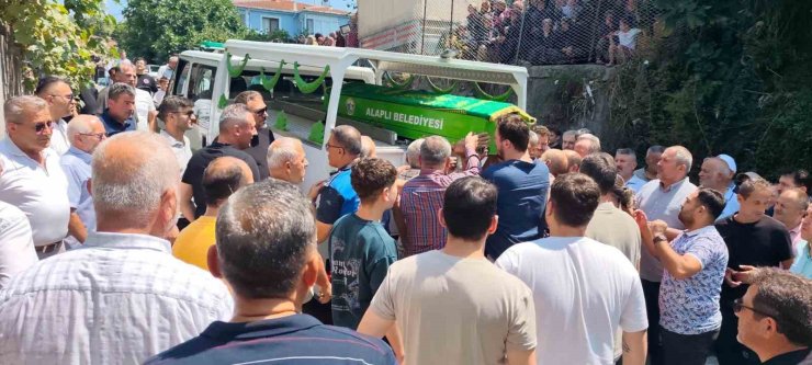 Fındık bahçesinde kalp krizi geçiren adam hayatını kaybetti