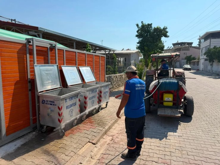 Yenipazar’da haşereye karşı ilaçlama çalışmaları sürüyor
