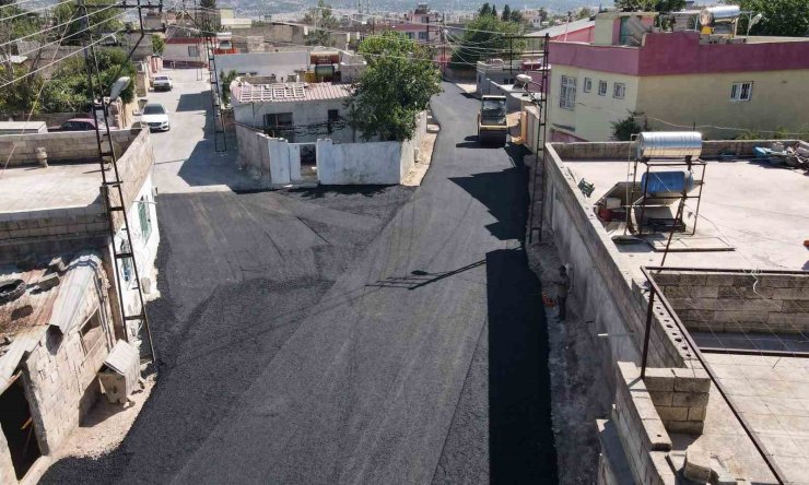 Gaziantep Büyükşehir Belediyesi’nden Araban’a ilk sıcak asfalt