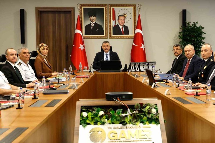 İçişleri Bakanı Mustafa Çiftçi, ‘Kaçakçılık ve Organize Suçlarla Mücadele Güvenlik Toplantısı’na başkanlık etti