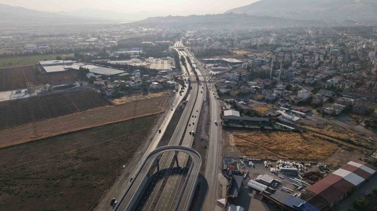 Kahramanmaraş’ta sanayi kavşağında ana güzergah ulaşıma açıldı