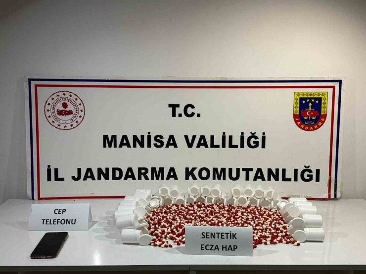 Manisa jandarmasından 2 ilçede uyuşturucu operasyonu