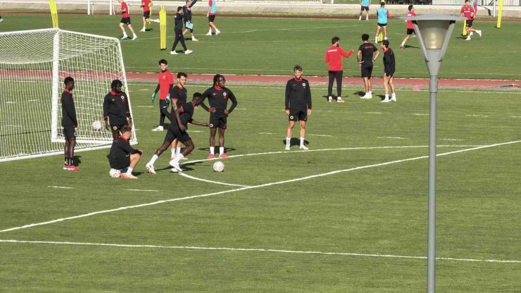 Gençlerbirliği, Topuk Yaylası’nda Çorum FK maçına hazırlığını sürdürdü