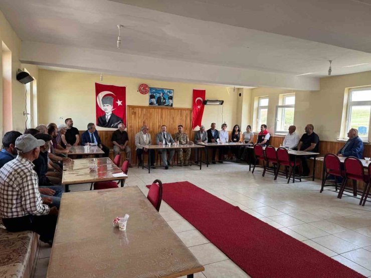 Arpaçay’da köylerin ihtiyaçları yerinde incelendi