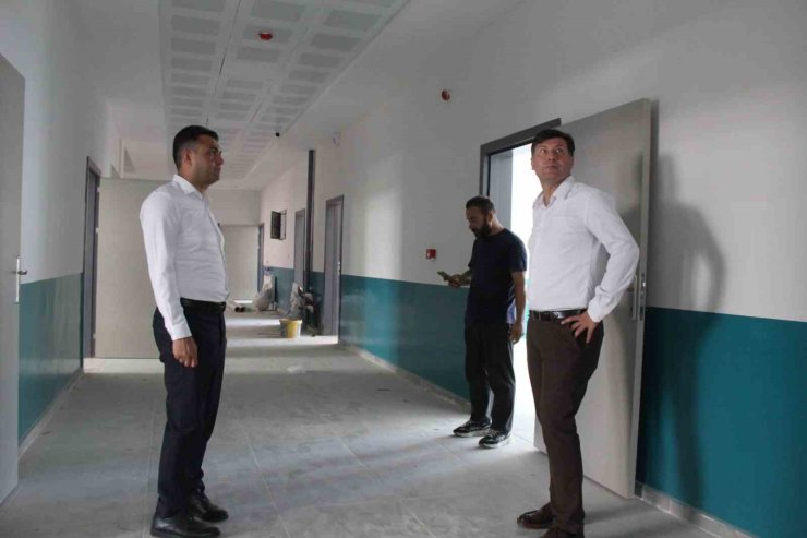Cizre’ye 24 derslikli modern bir okul daha kazandırıldı