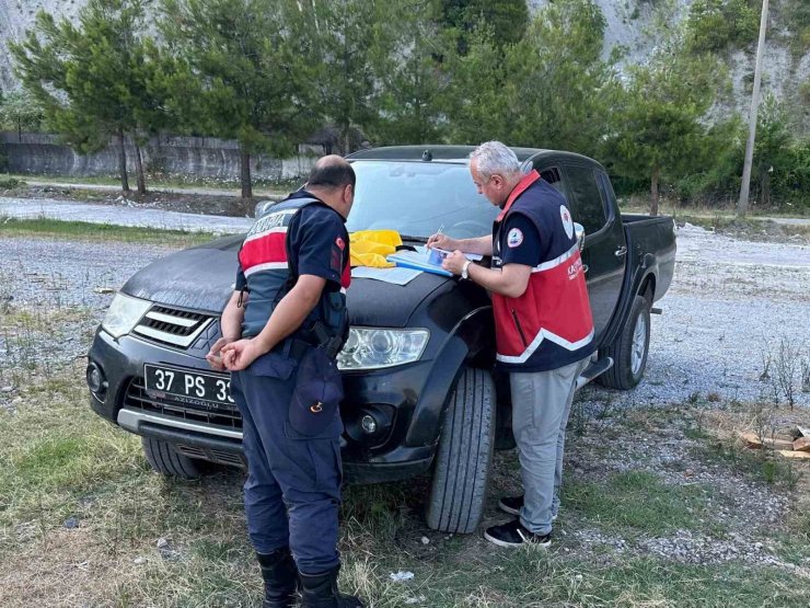 Kastamonu’da kaçak palamut avlayan 10 kişiye cezai işlem uygulandı