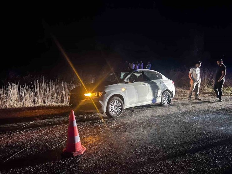 Kontrolden çıkan otomobil şarampole uçtu, sürücü yaralandı