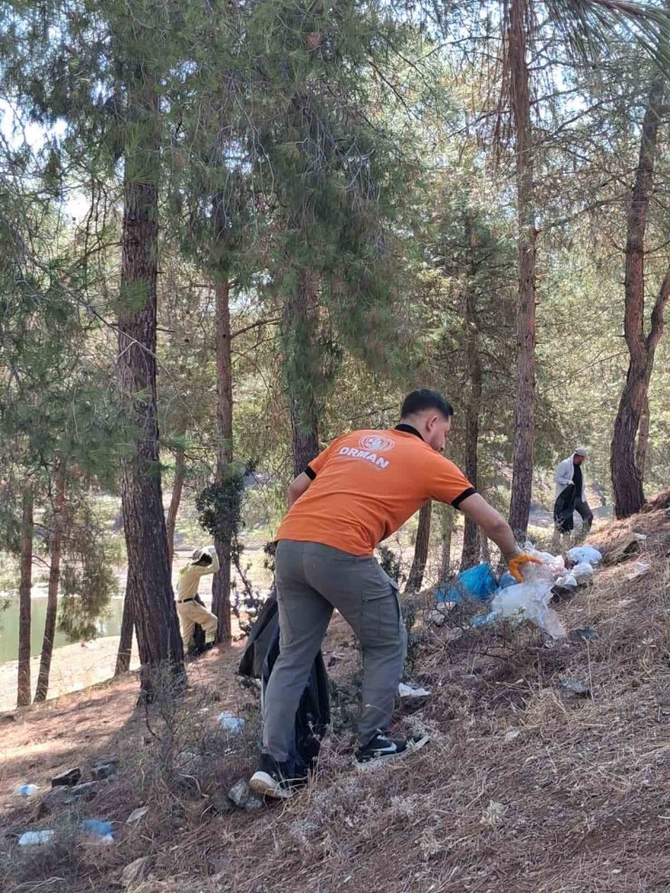Kilis’te Tahtaköprü Barajı çevresinde temizlik çalışması yapıldı