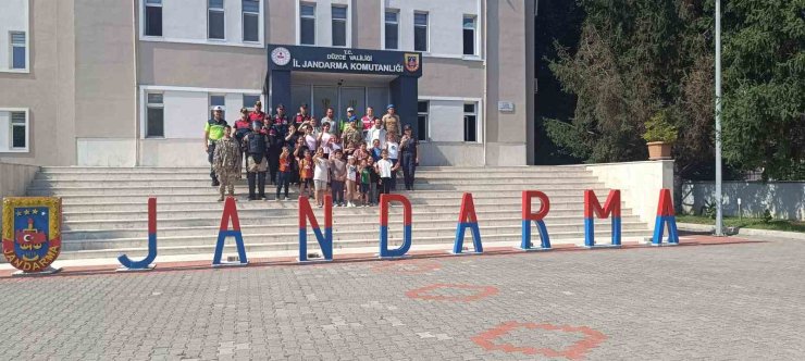 Genç ofis öğrencileri jandarmayı yakından tanıdı
