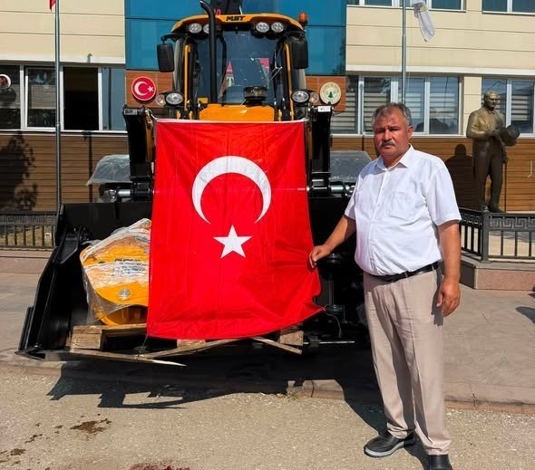 Beyağaç Belediyesi araç filosunu öz kaynaklarıyla güçlendiriyor