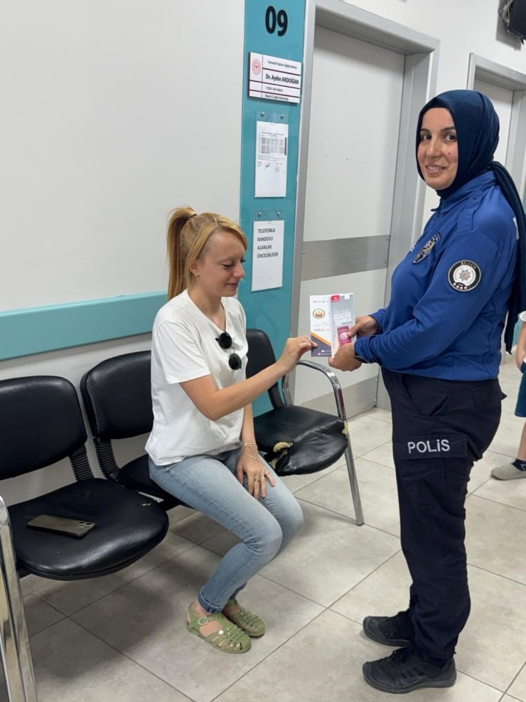 Sağlık hizmeti alan vatandaşlara KADES eğitimi