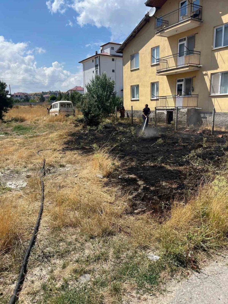 Bolu’da 2 köy ve 1 mahallede ot yangını
