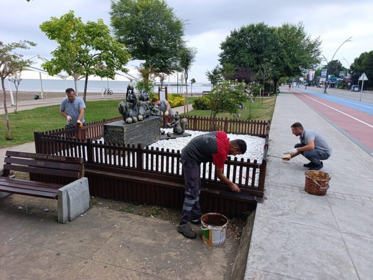 Ordu’da kent mobilyaları bakıma alınıyor