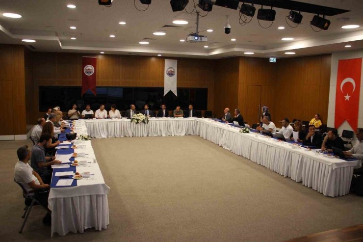 Elazığ’da sağlık hizmetleri değerlendirildi