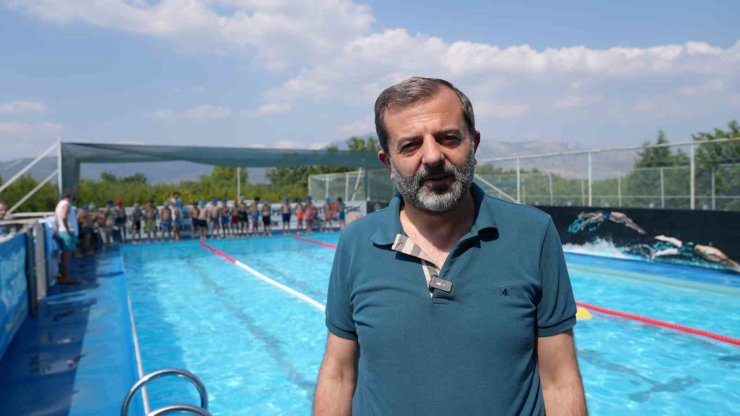 Gürsulu çocuklara ücretsiz yüzme kursu