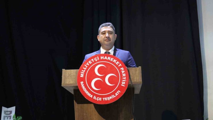 MHP Bandırma’da 8 yıllık başkanlık görevini Harun Algül devraldı