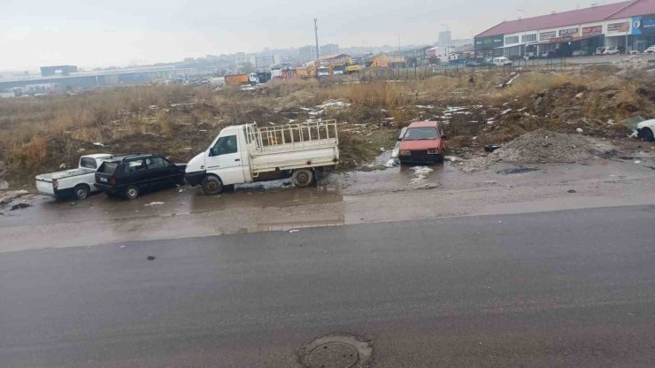 Sanayi sitelerinde ki atıl araçlar kaldırılıyor