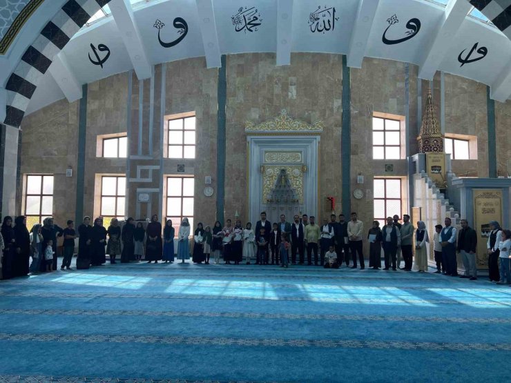 Çaldıran’da yaz Kur’an kursu öğrencileri hadis-i şerifleri ezbere okudu