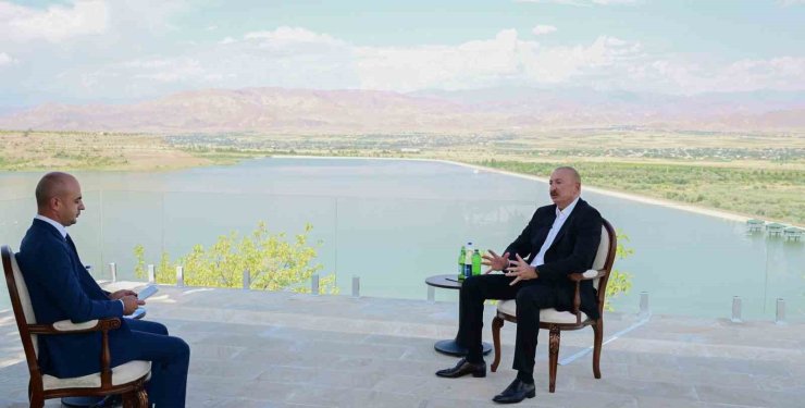 Azerbaycan Cumhurbaşkanı Aliyev: "Nahçıvan’a Ermenistan toprakları üzerinden elektrik hatlarının çekilmesi projesi hazır"