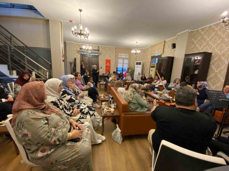 ‘Hanımeli Konağı kadınları sosyalleştiriyor’