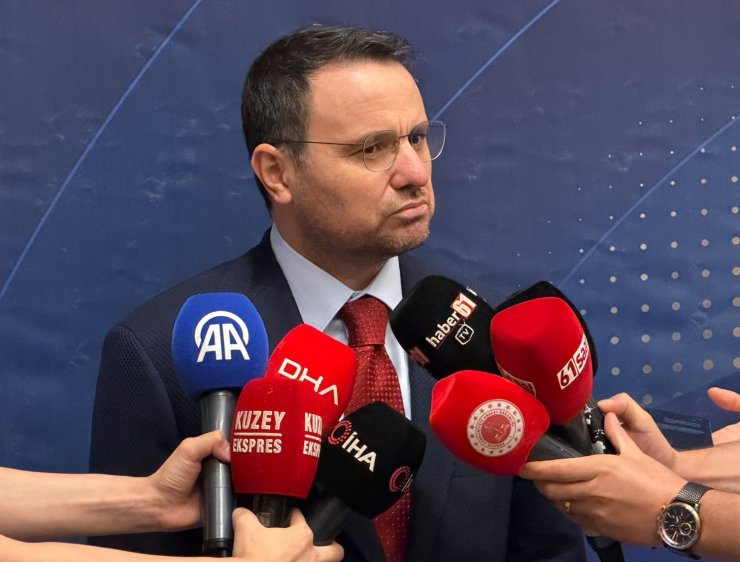 Bakan Akın Gürlek: "Burada kesinlikle dini bir görüşe, dini bir cemaate karşı bir operasyon yok, mali yapılanmaya yönelik bir operasyon"