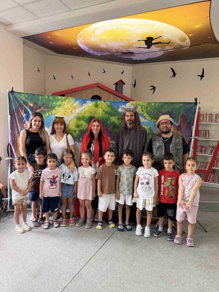 Aydın’da masallar çocuklar için sahneye taşındı