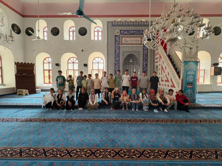 Yaz Kur’an kursları arası bilgi yarışması düzenlendi