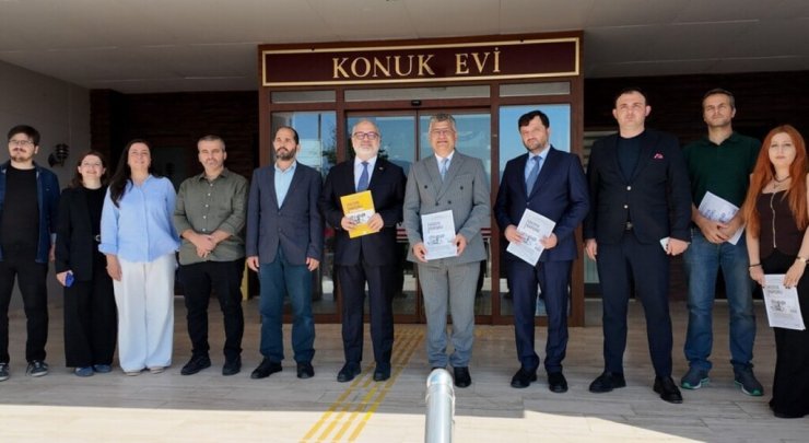 DPÜ’de "Medyanın Toplum Üzerindeki Etkileri" raporu değerlendirildi