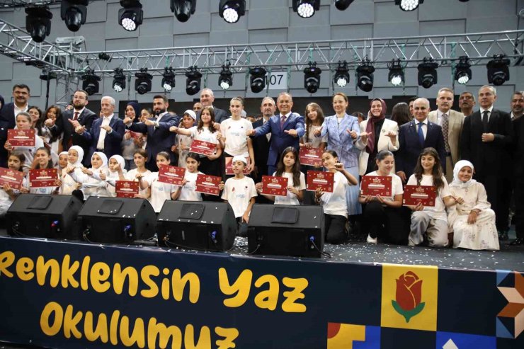Gaziantep’te TÜGVA Yaz Okulu’nda renkli kapanış