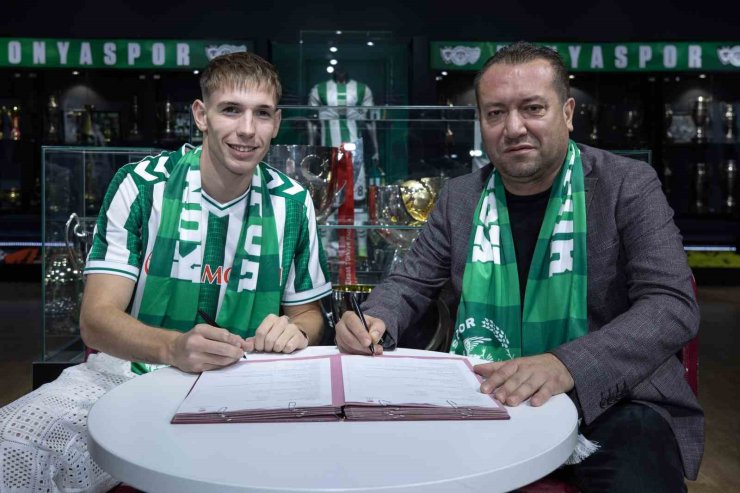 Konyaspor, Rajmund Toth transferini açıkladı