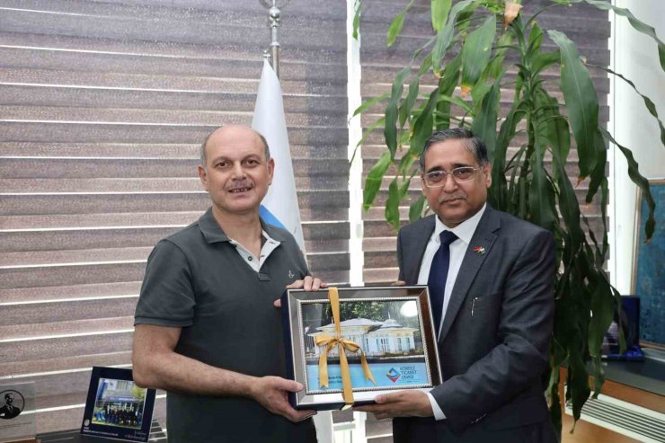 Körfez ve İslamabad arasında protokol