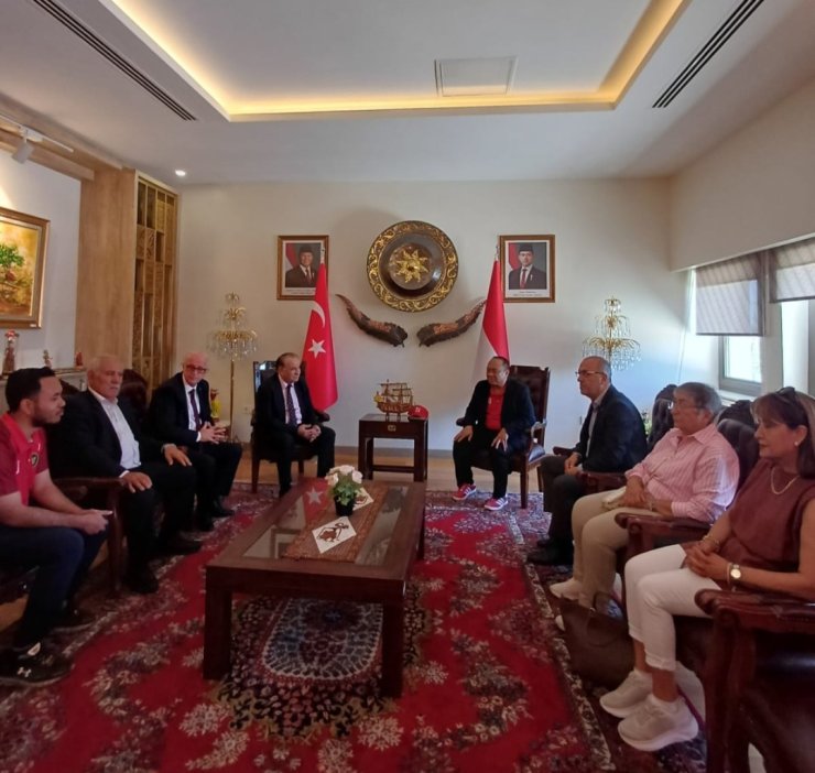 Engelli derneklerinden Endonezya Büyükelçiliği’nde iş birliği görüşmesi