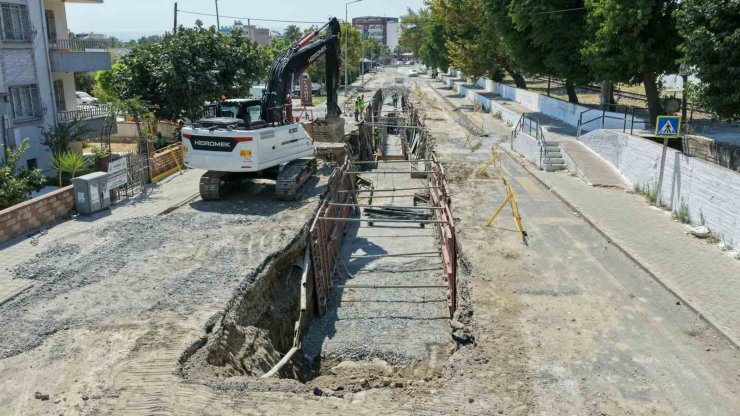 Söke’de 77 milyon TL’lik yağmur suyu hattı projesi sürüyor