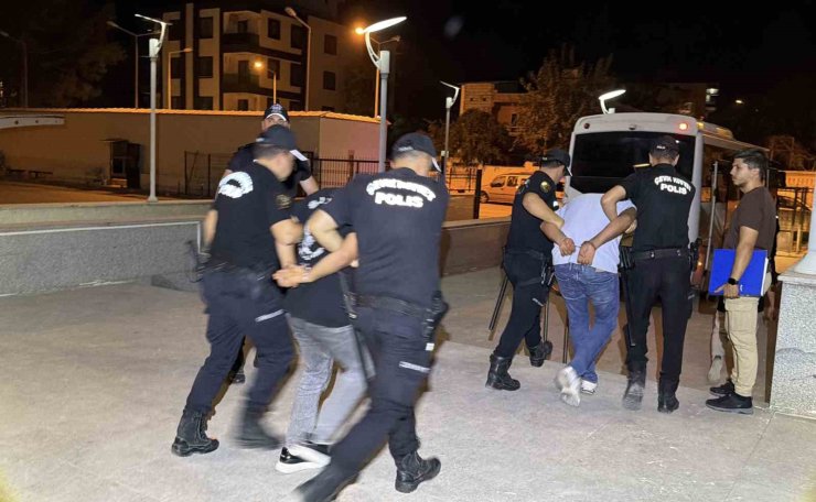 Kirveler suç örgütüne darbe: 5 şüpheli tutuklandı