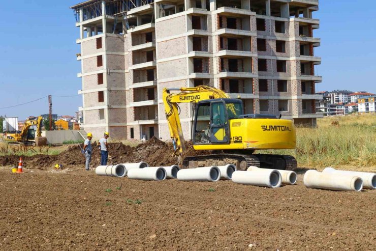Uşak’ta alt ve üst yapı çalışmaları aralıksız sürüyor