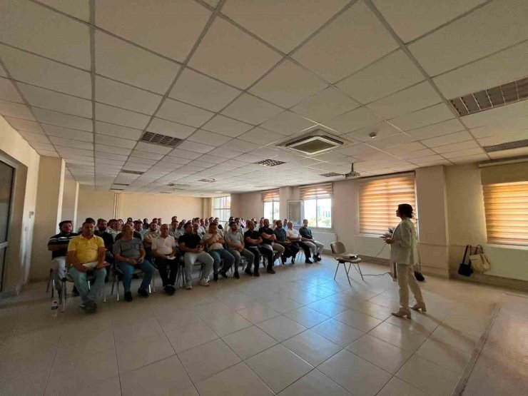 Burhaniye’de Müftülük personeline bağımlılıkla mücadele semineri